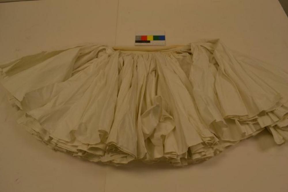 Skirt, Foustanella